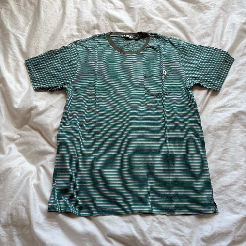 Cotopaxi blue green striped t shirt size L
